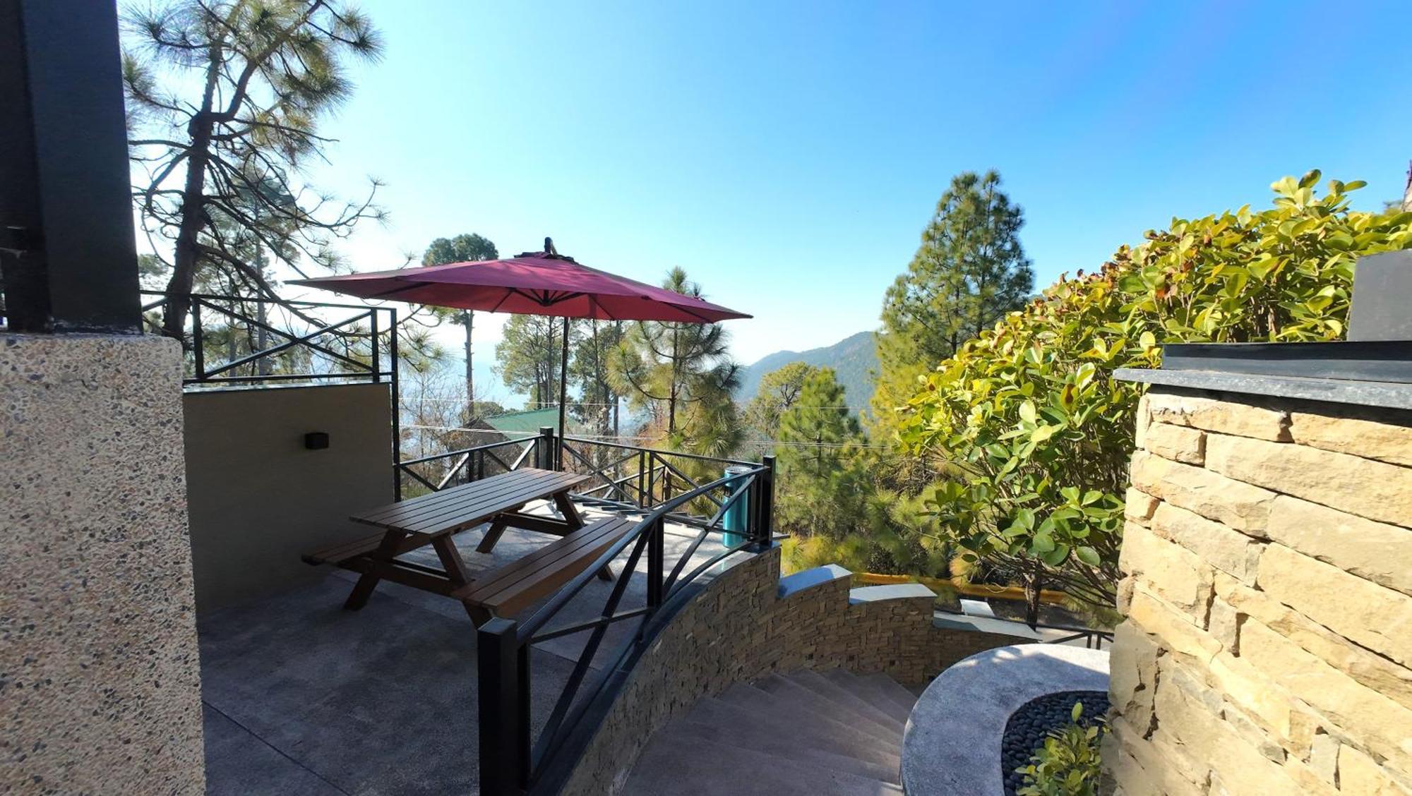 Le' Nest Residences Patriata ภายนอก รูปภาพ